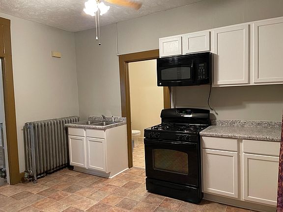 5th image of 833 Park Ave Unit 3