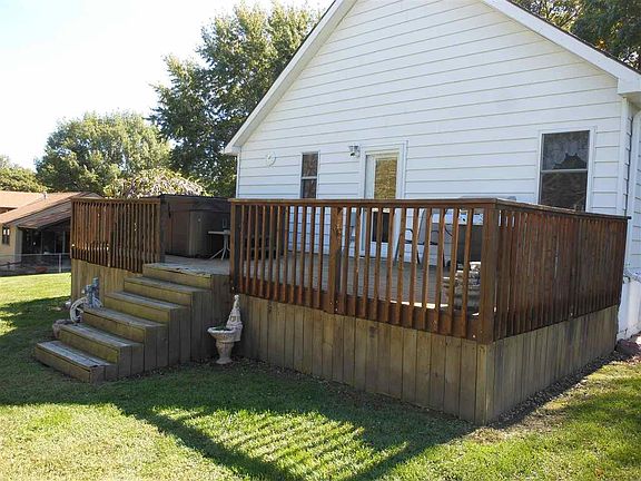 5th image of 1718 6th Ave