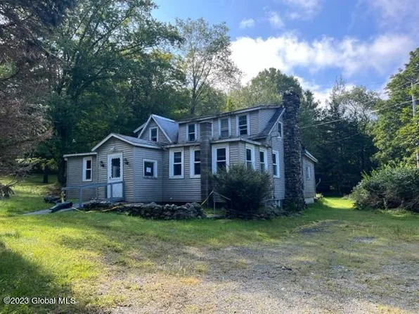 1554 Plank Road, Petersburgh, NY 12018