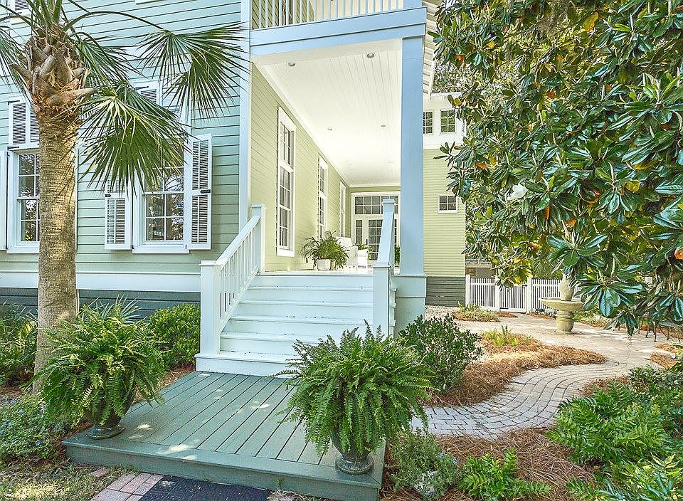 17 7th St, Apalachicola, FL 32320 Zillow