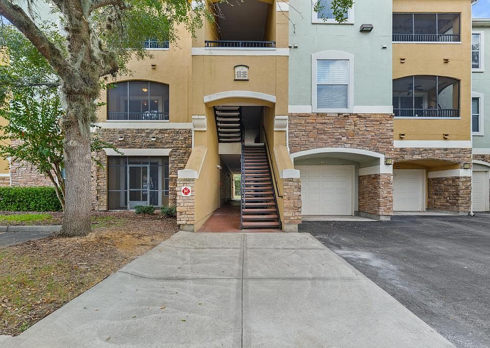 1st image of 8539 Gate Pkwy W Unit 1425