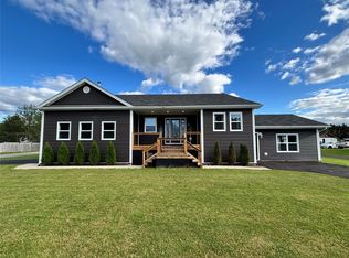 52 Midland Row, Pasadena, NL A0L1K0