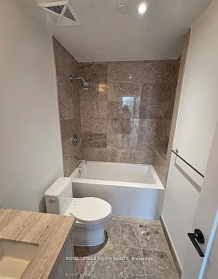 505 Glencairn Ave #216 — Photo 9