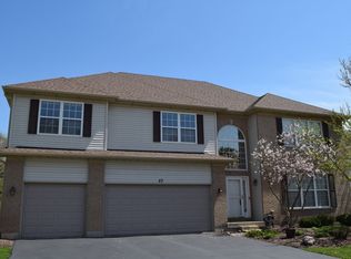 57 Sarah Dr, Crystal Lake, IL 60014