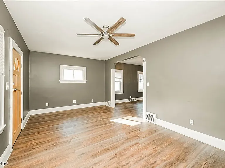 13409 Glendale Ave — Photo 4