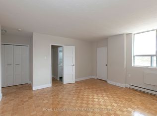 525 Eglinton Ave E #900, Toronto, ON M4P 1N5
