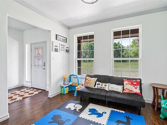4th image of 2656 County Road 425a
