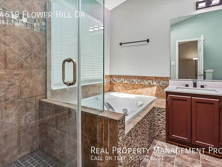 14619 Flower Hill Dr — Photo 21