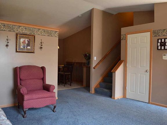 4th image of 2593 Admiral Dr