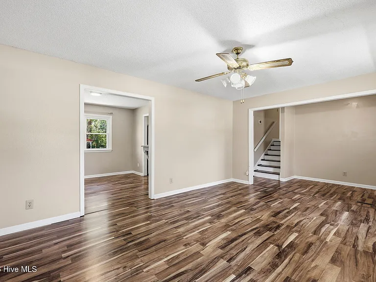 5914 Ormskirk Dr — Photo 5