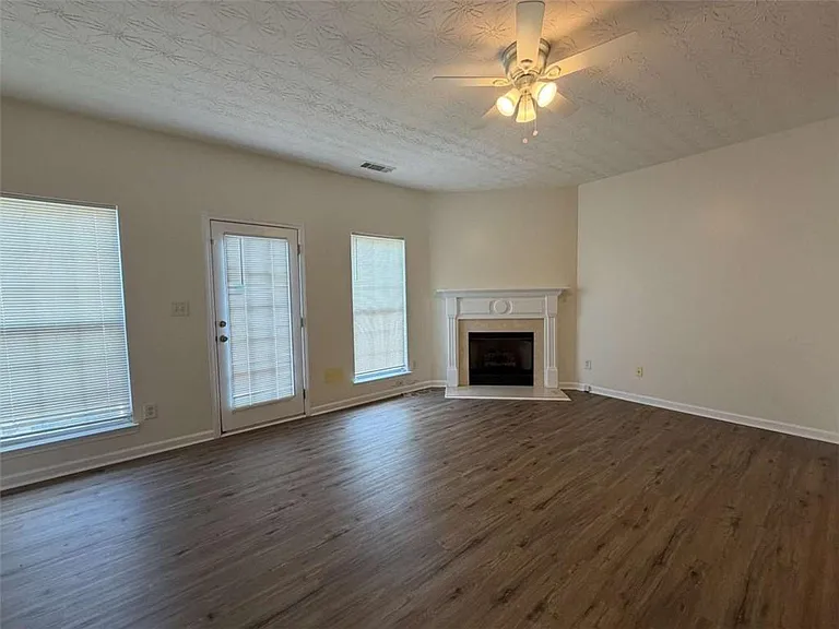644 Kenridge Dr — Photo 8