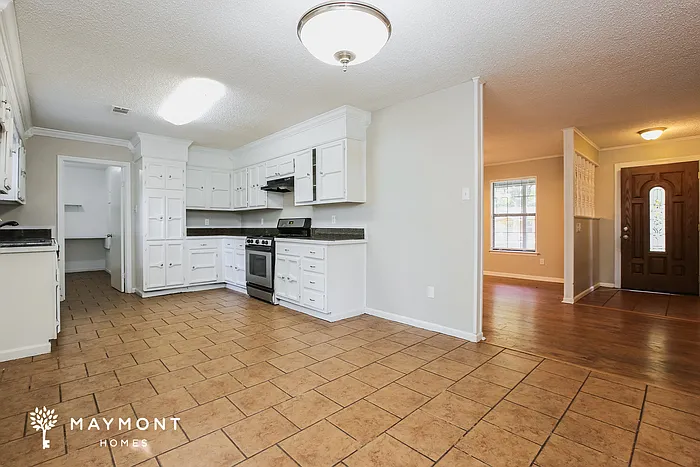 17 Greenbrier Dr — Photo 5