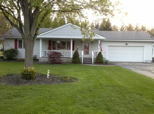 344 S Lake St, Amherst, OH 44001