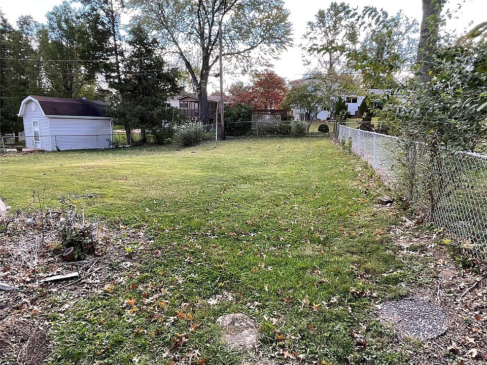 2nd image of 1216 Rivoli Dr