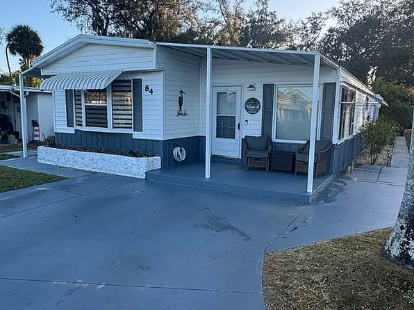 84 Geronimo Dr, North Fort Myers, FL 33917