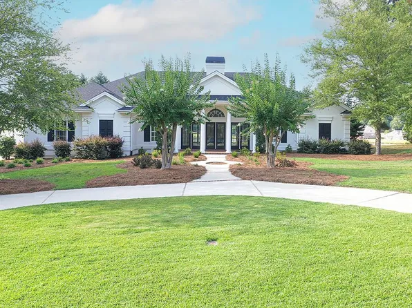 106 Chipping Ct, Greenwood, SC 29649