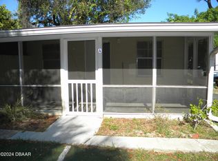 910 New York St, Edgewater, FL 32132