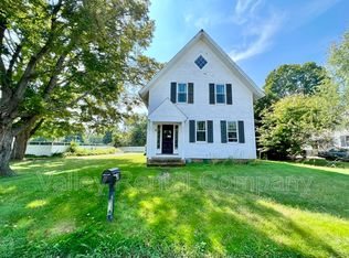 9 School St, Sunderland, MA 01375