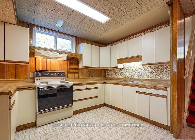 26 Jondan Cres — Photo 4