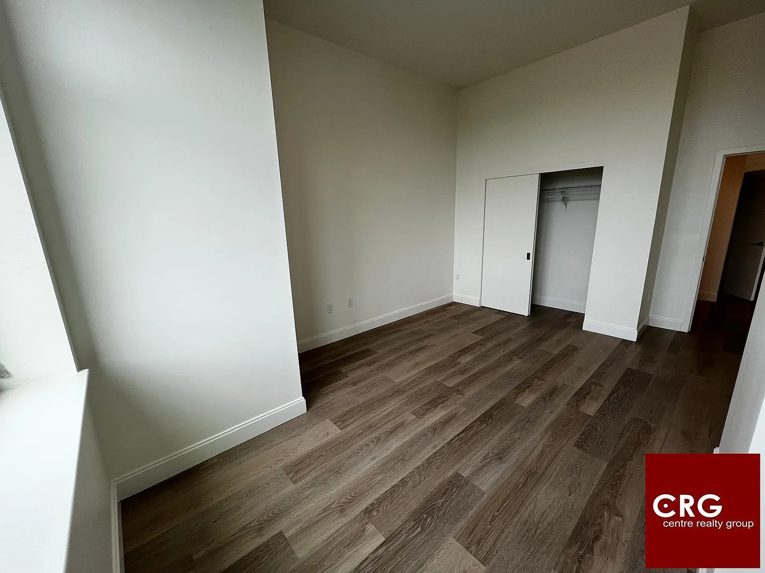 1 bed, 1.0 bath, $3,400 — Photo 4