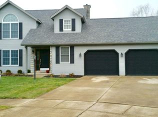 1370 Independence Ct, Newark, OH 43055