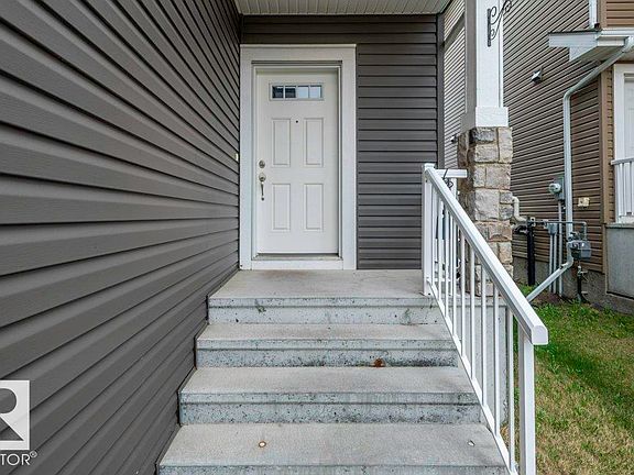 4th image of 471 Reed Cres
