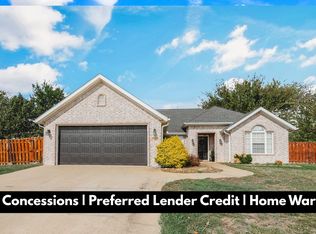 101 Beasley Dr, Centerton, AR 72719