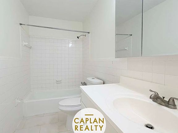 5th image of 460 Whalley Ave #3O4