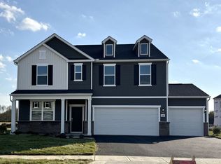 5445 Morning Glory St, South Bloomfield, OH 43103