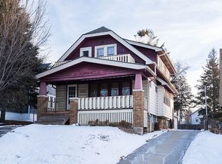 1298 N 68th St, Wauwatosa, WI 53213