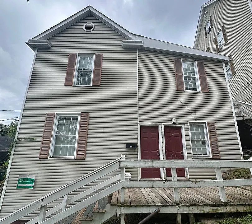 441 Dallas Street