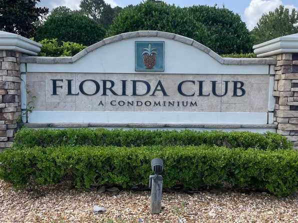 560 Florida Club Blvd APT 302, Saint Augustine, FL 32084
