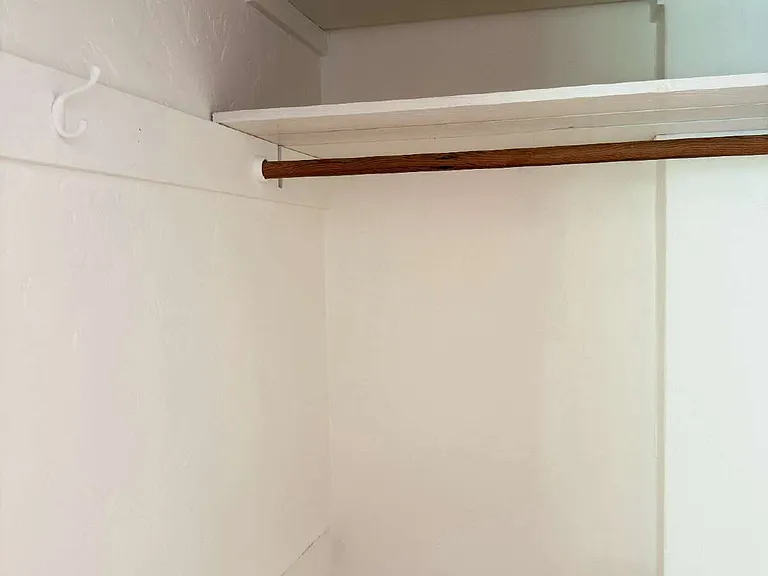 174 France St — Photo 14