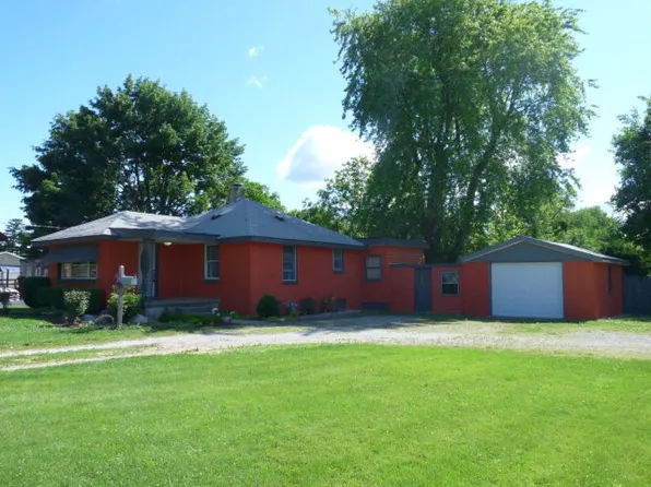 817 N State St, Westville, IL 61883