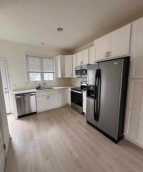 321 Hemlock Cir — Photo 4