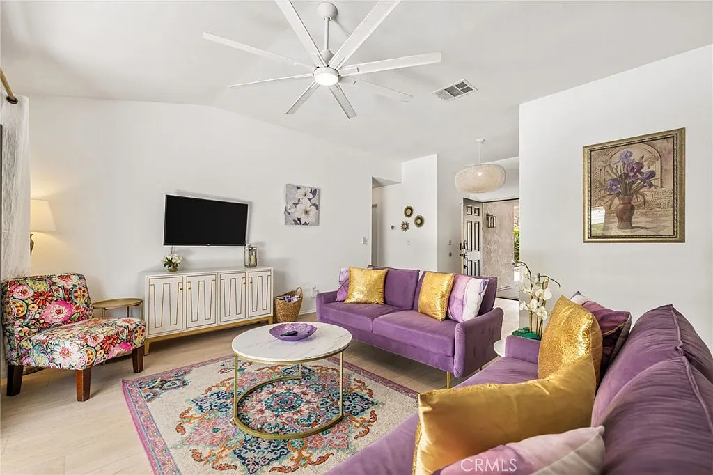 4 bed, 1475 sqft, $3,850 — Photo 4