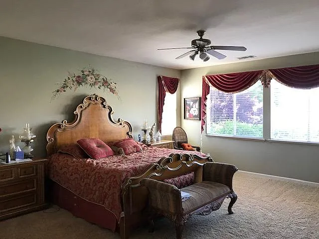 10379 N Pierpont Cir — Photo 9