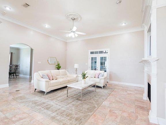 4th image of 128 Shay Dr
