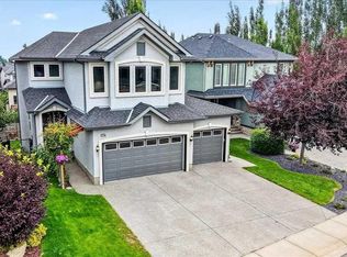 174 W Cranridge Ter SE, Calgary, AB T3M0H9