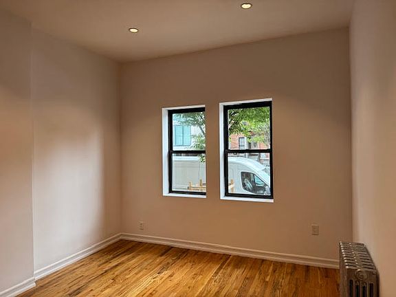 5th image of 30-11 14th St #1