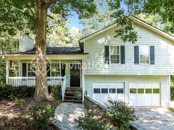 42 Westin Dr, Hiram, GA 30141