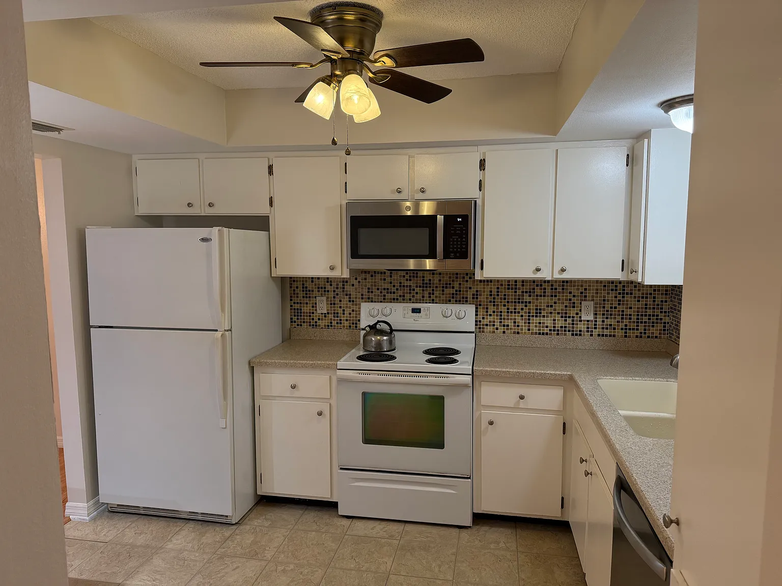 3931 Panola Ln — Photo 4