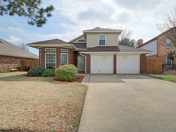 3rd image of 2839 Ironwood Dr