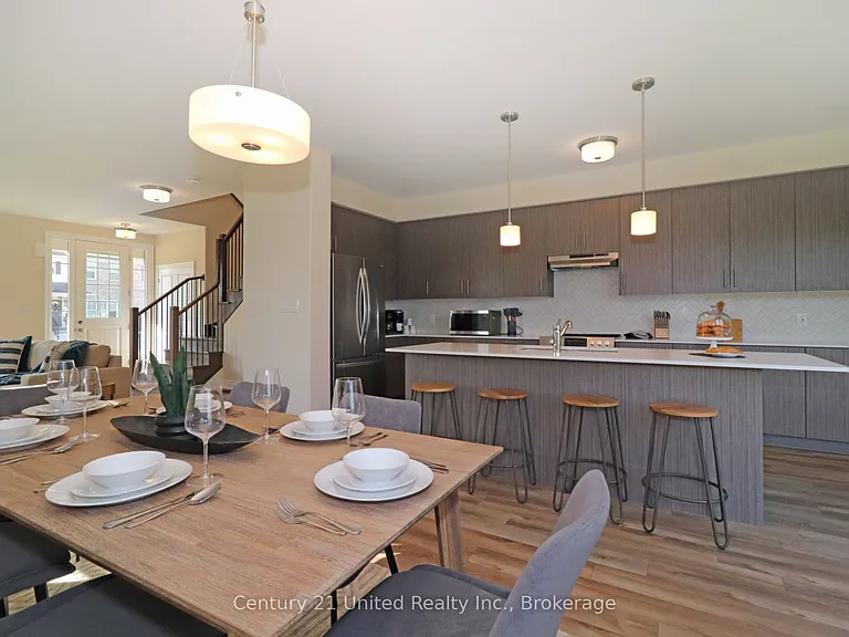 228 Rowberry Blvd — Photo 10
