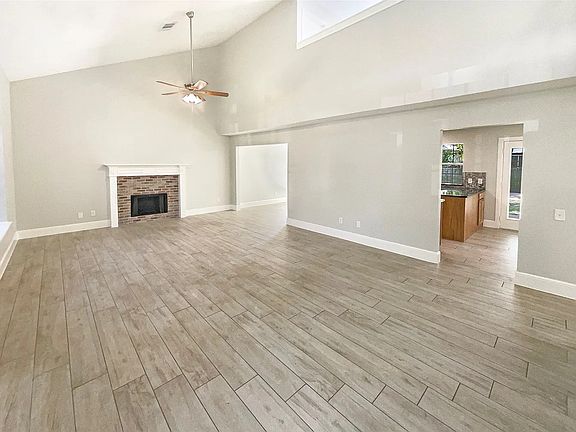 4th image of 6841 N Park Dr #0