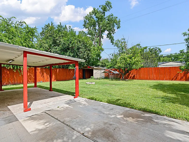 5718 Greencraig Dr — Photo 25