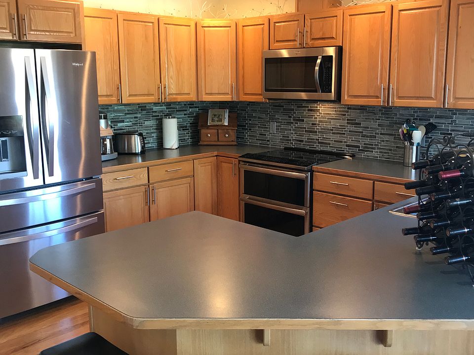 New kitchen & appliances 