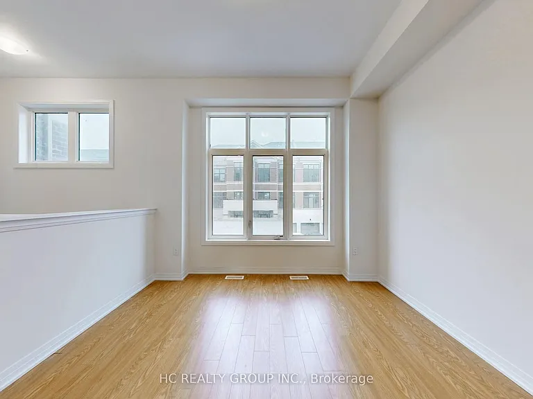 28 Millman Ln — Photo 12