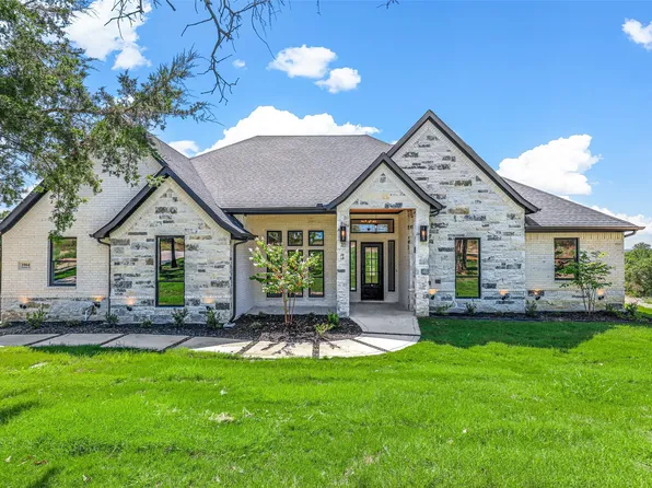 1064 Glenoaks Dr, Weatherford, TX 76088