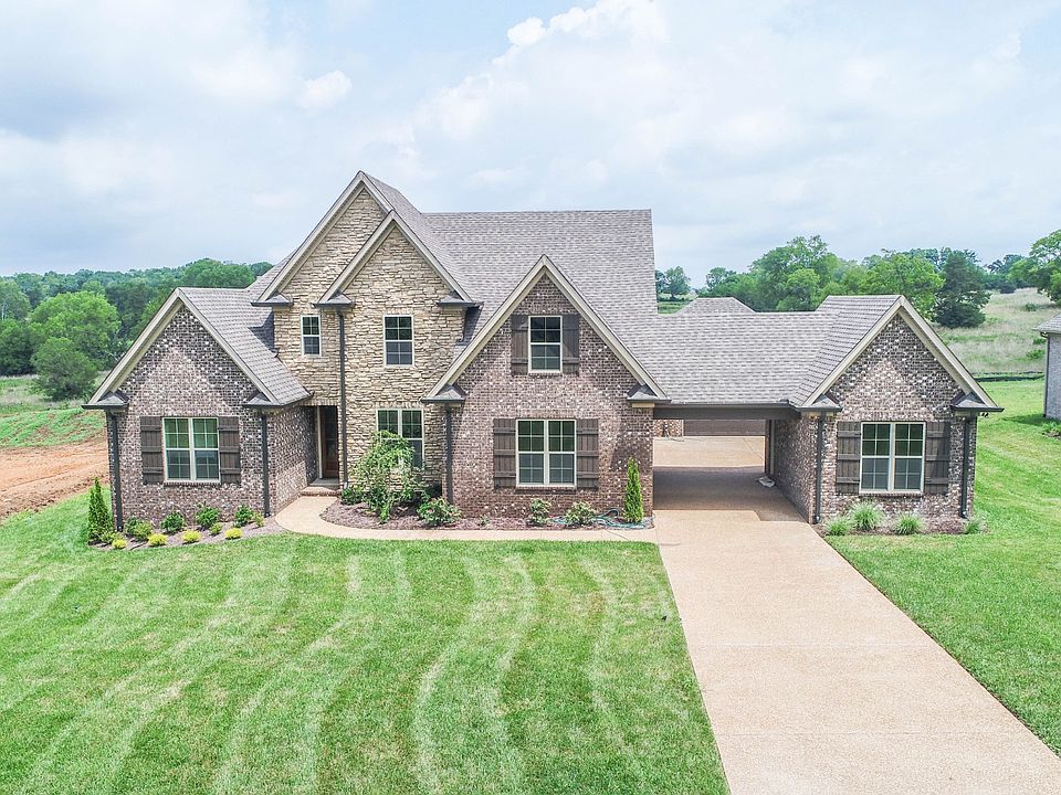 1st image of 350 Broughton Pl Lot 90